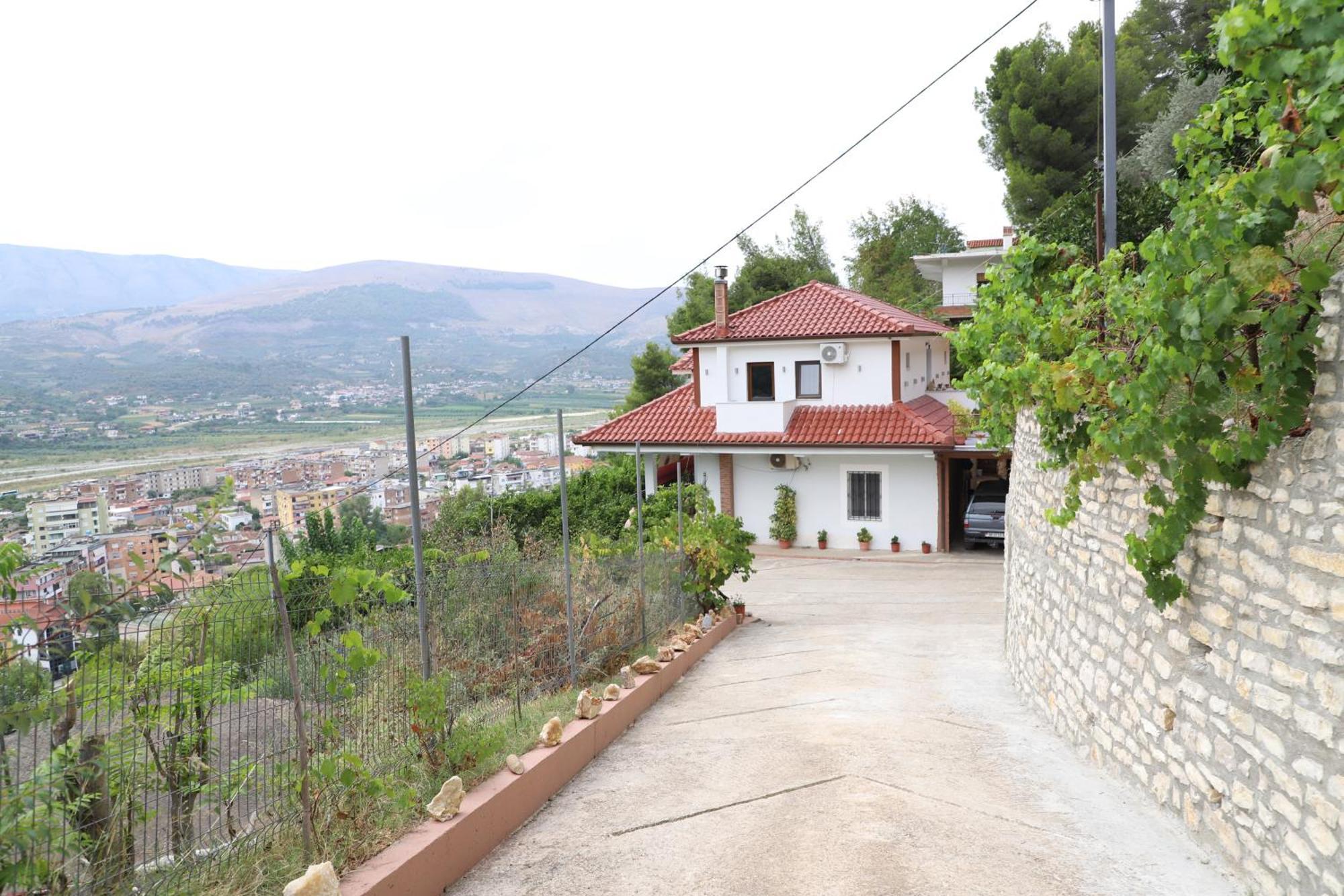 Vila Toska Берат Экстерьер фото