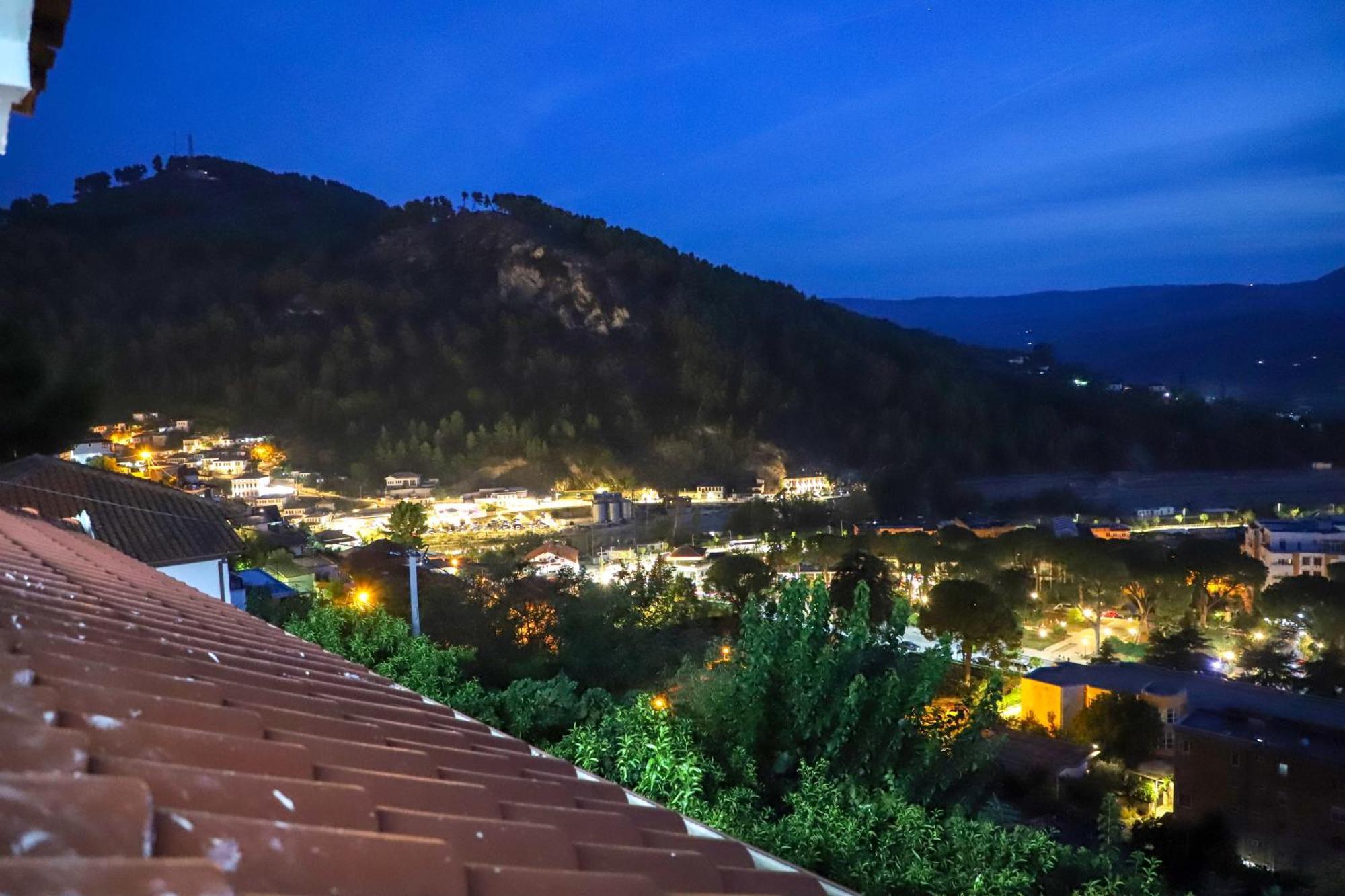 Vila Toska Берат Экстерьер фото