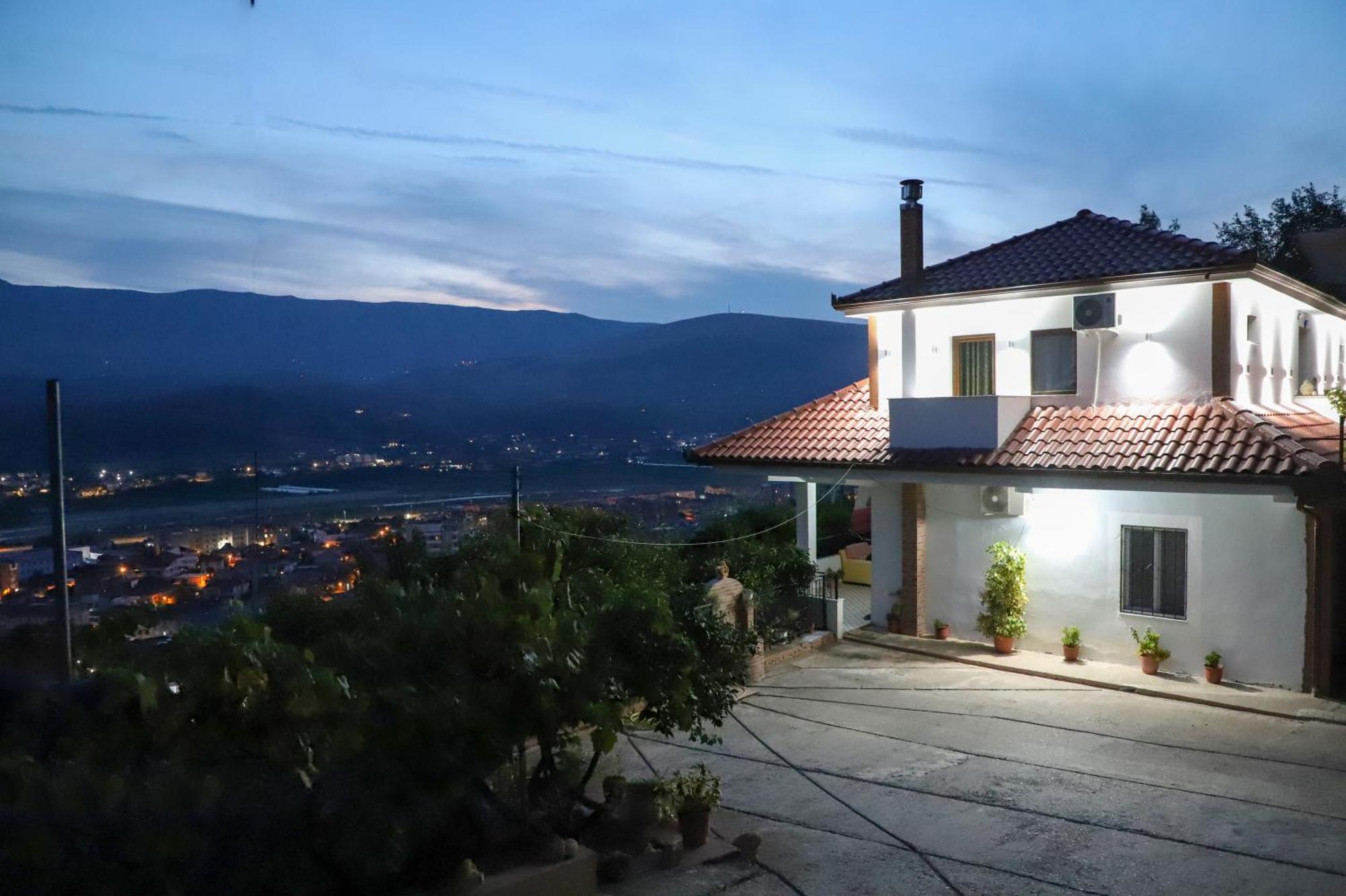Vila Toska Берат Экстерьер фото